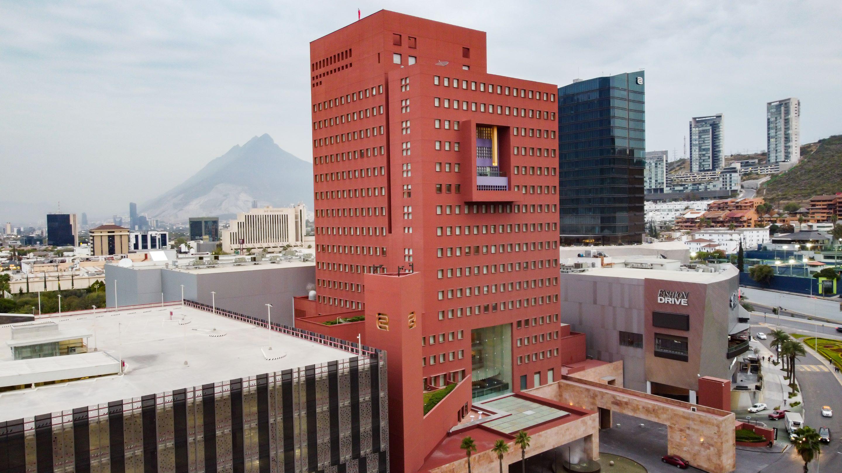 Camino Real Monterrey Hotel San Pedro Garza Garcia Екстериор снимка The building of the National Institute of Anthropology and History