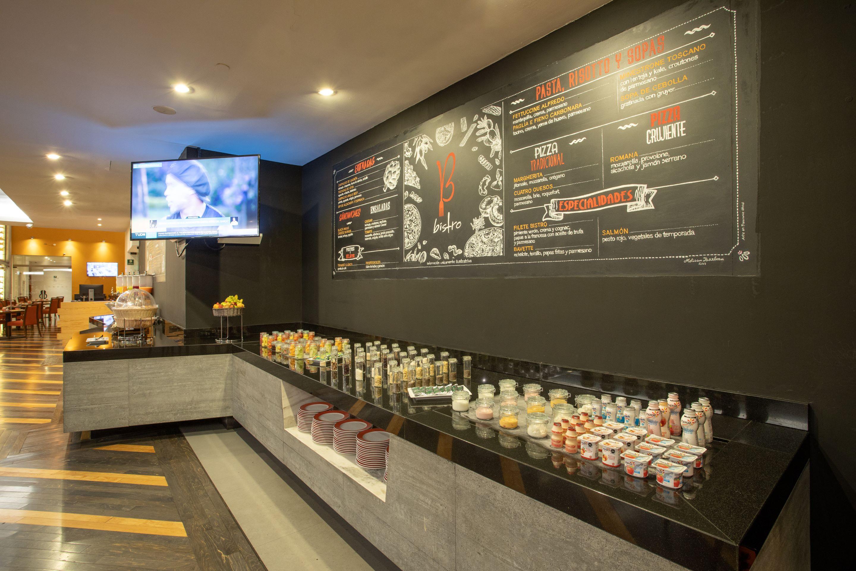 Camino Real Monterrey Hotel San Pedro Garza Garcia Екстериор снимка Anytime Fitness in Singapore